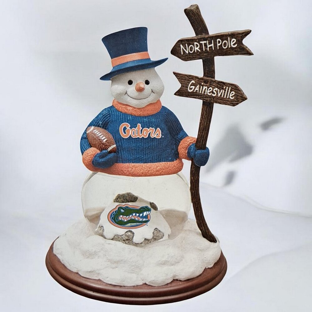 University of Florida Gators Snowman by The Memory Company Snow Globe - Picture 4 of 14
